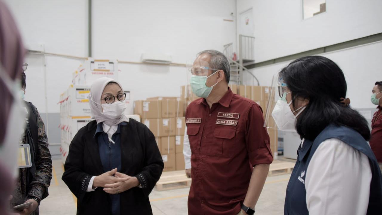 Kepala BPOM dan Sekda Jabar tinjau distribusi vaksin COVID-19