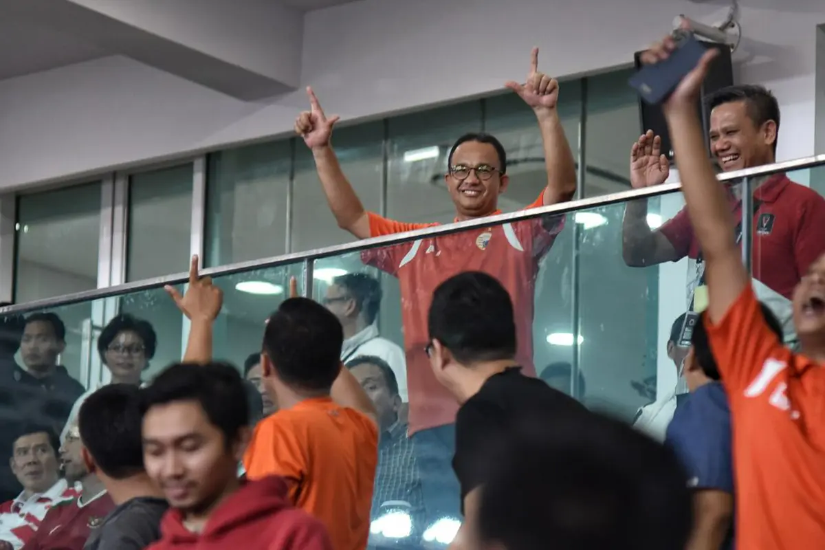 Anies dan Jokowi di Laga Final Piala Presiden