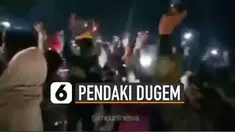 Beredar video pendaki gunung sedang mengadakan pesta dugem di lokasi camping. Kejadian ini mendapat kecaman dari banyak pihak.