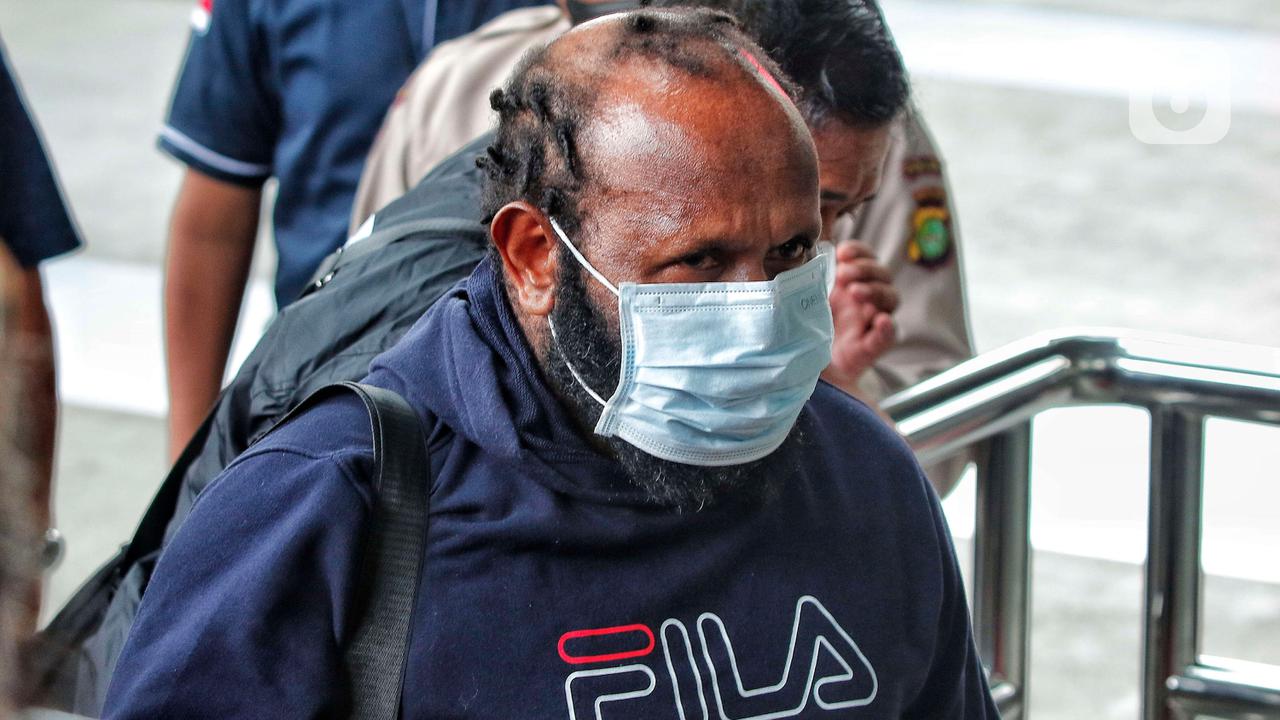 Bupati Mamberamo Tengah Ricky Ham Pagawak