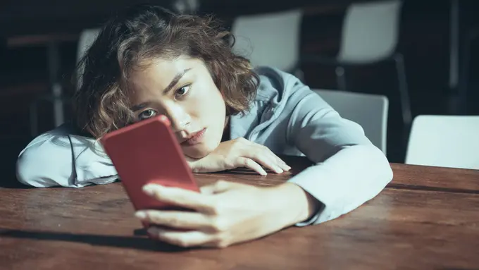 Pikiran Negatif yang Membuat Kamu jadi Sulit Dapat Pacar
