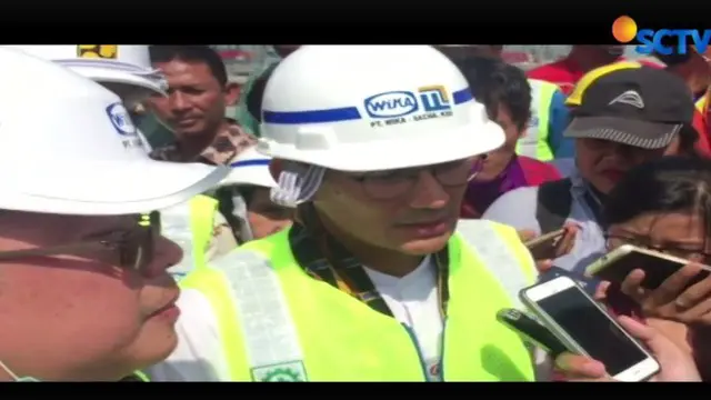 Sandiaga Uno dan Bambang Brodjonegoro Tinjau Proyek Tanggul di Cilincing