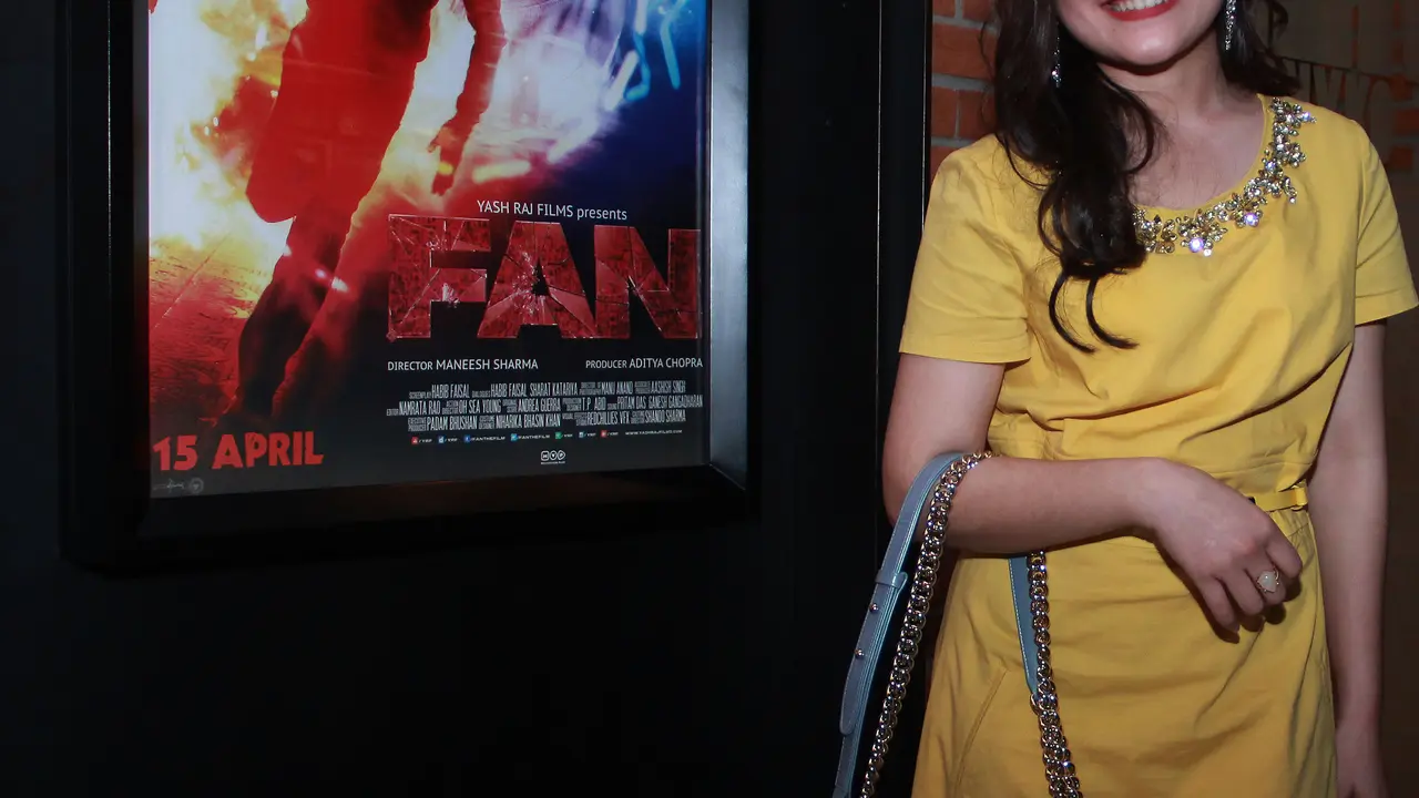 [Bintang] Prilly Latuconsina