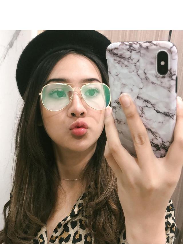 Gunakan Air Wudhu untuk Skincare, Ini 7 Potret Anya Geraldine Tanpa Makeup