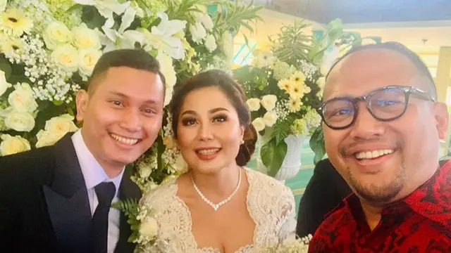 Sudah Sah, Ini 5 Momen Pernikahan Emma Waroka dan Bagoes Soeharto