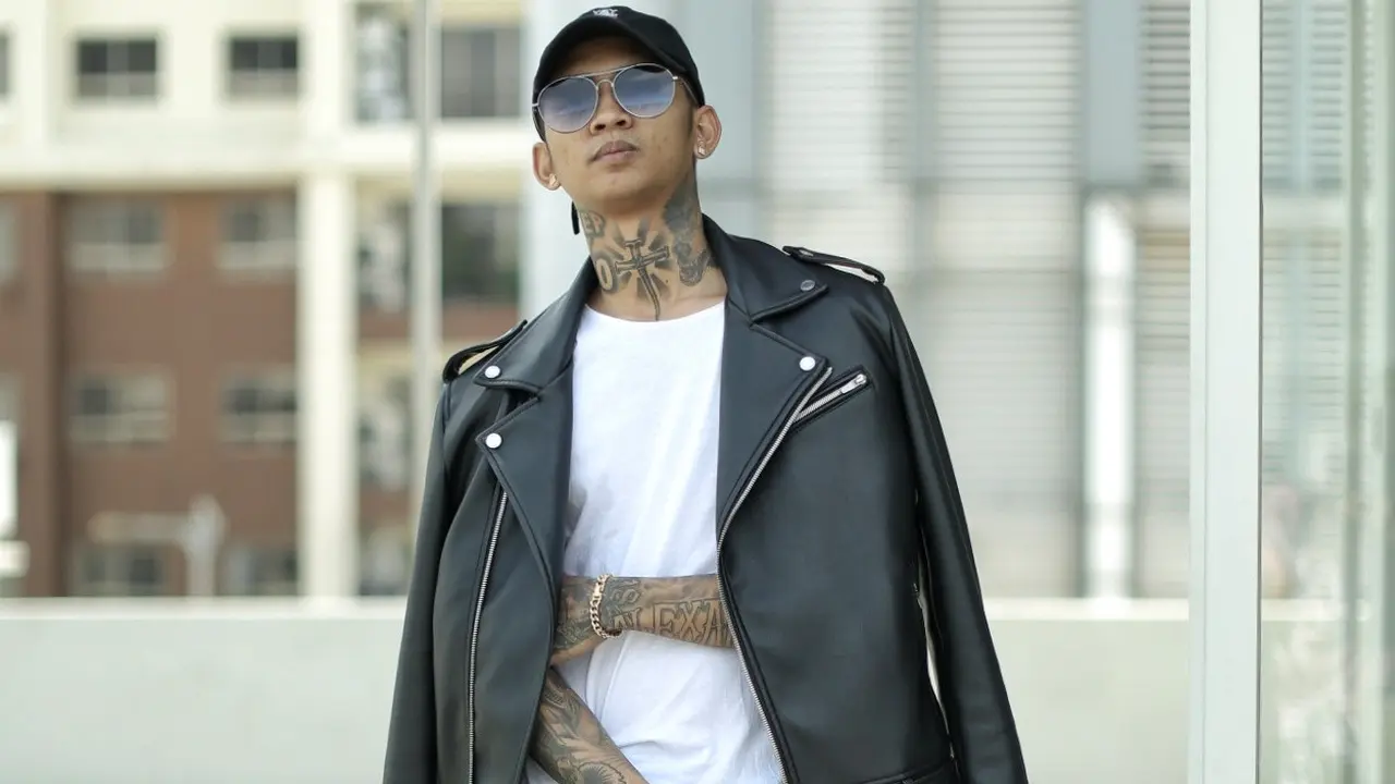 [Bintang] Reaksi Young Lex Saat Klip Nyeselkan Ditonton 10 Juta Kali