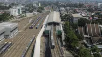 Rangkaian kereta Mass Rapid Transit (MRT) Jakarta terlihat di Stasiun Lebak Bulus, Jakarta Selatan, Kamis  (31/7/2025). (merdeka.com/Arie Basuki)