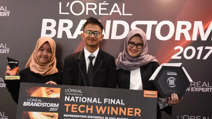 Pemenang TECH Challenge Ganeshanovation dari ITB (L'Oréal Indonesia)