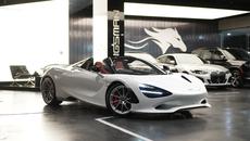Showroom Supercar di Batam Ini Punya McLaren 750S Spider Satu-Satunya di Indonesia