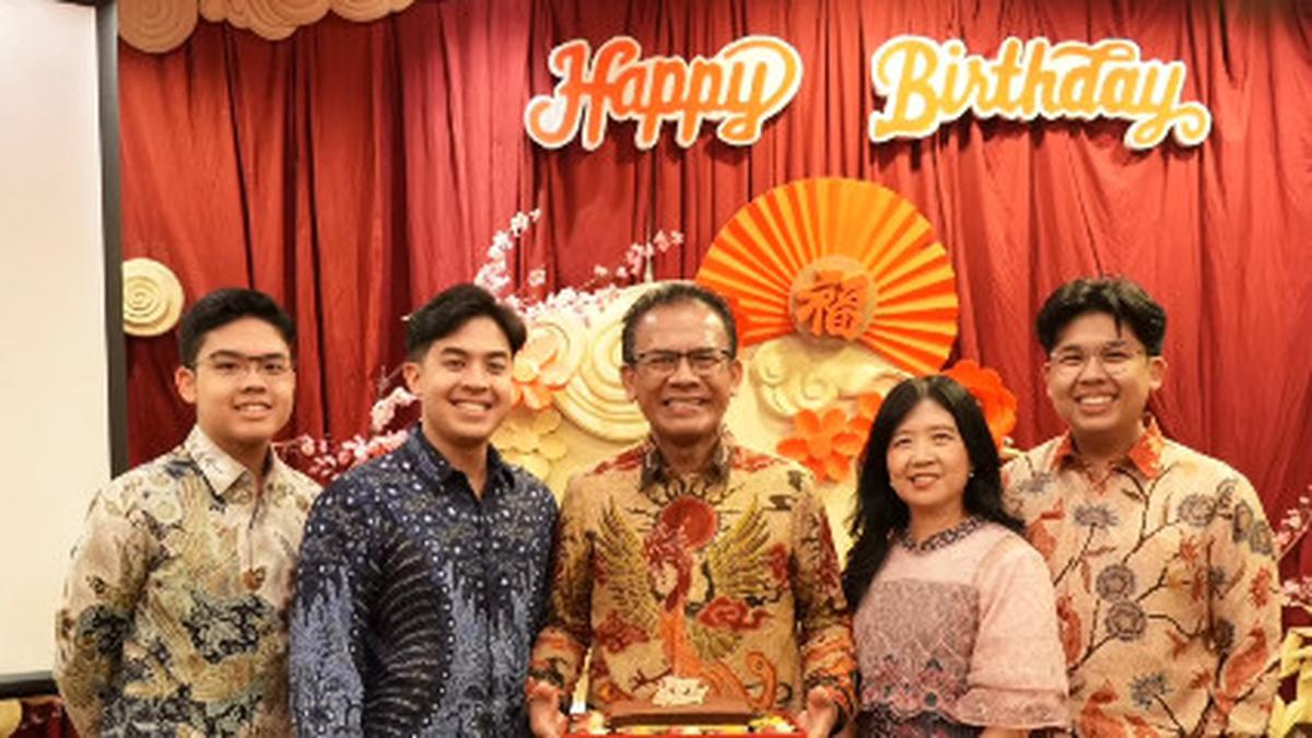 Potret Ayah Jerome ketika Masih Sehat dan Aktif, Selalu Terlihat Ceria