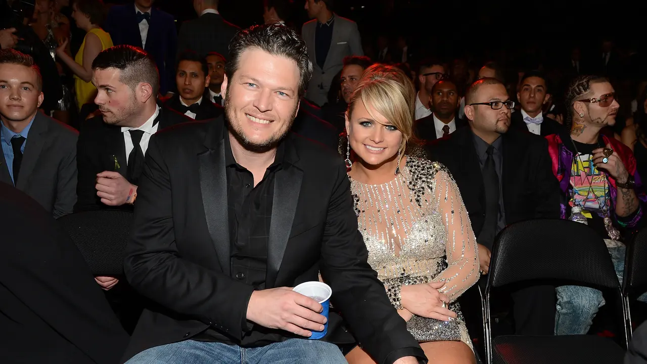 [Bintang] Blake Shelton dan Miranda Lambert