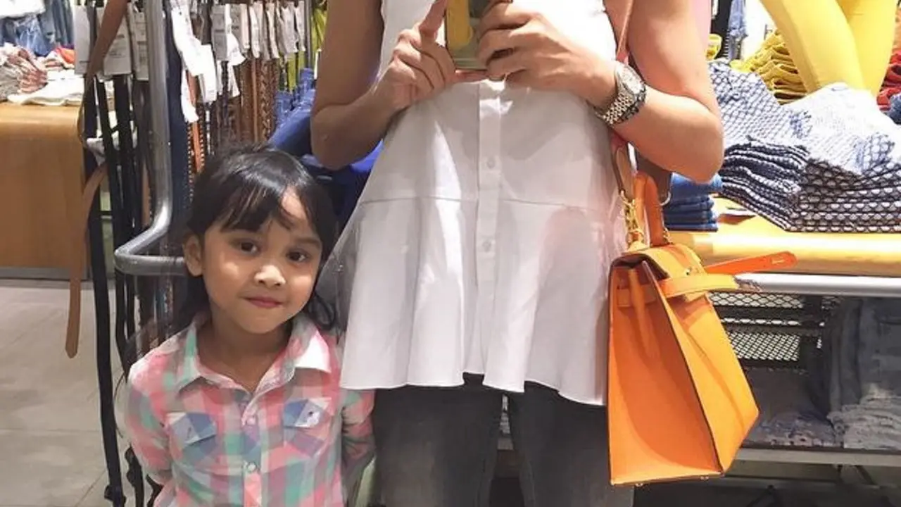 [Bintang] Masayu Anastasia