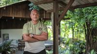 Pelatih Timnas Hoki Indonesia, Dharma Raj. (Bola.com/Bagaskara Lazuardi)