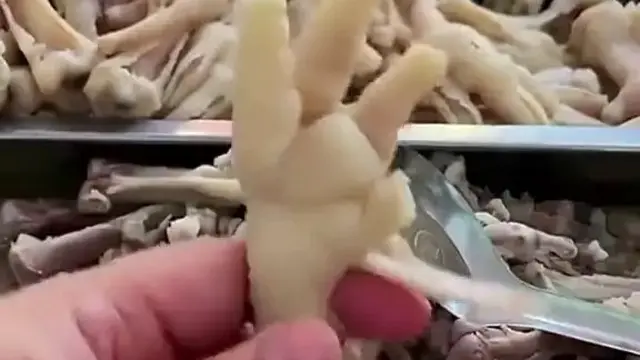 4 Trik Sederhana Pisahkan Daging dari Tulang Ceker, Tidak Usah Direbus Baking Soda