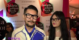 Menghadiri Jakarta Fashion Week 2016, Ferry Salim mengenakan pakaian santai dan elegan, Ia juga berencana di tahun depan akan mengeluarkan produk sepatu dan kosmetik.