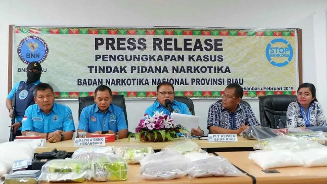 Press Release pengungkapan 16 kilogram narkotika jenis sabu yang dikendalikan narapidana di Lapas