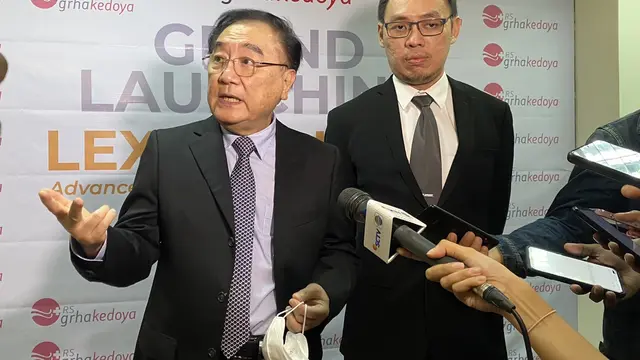 Dokter Liem Kian Hong dan Dokter Henry Andrean