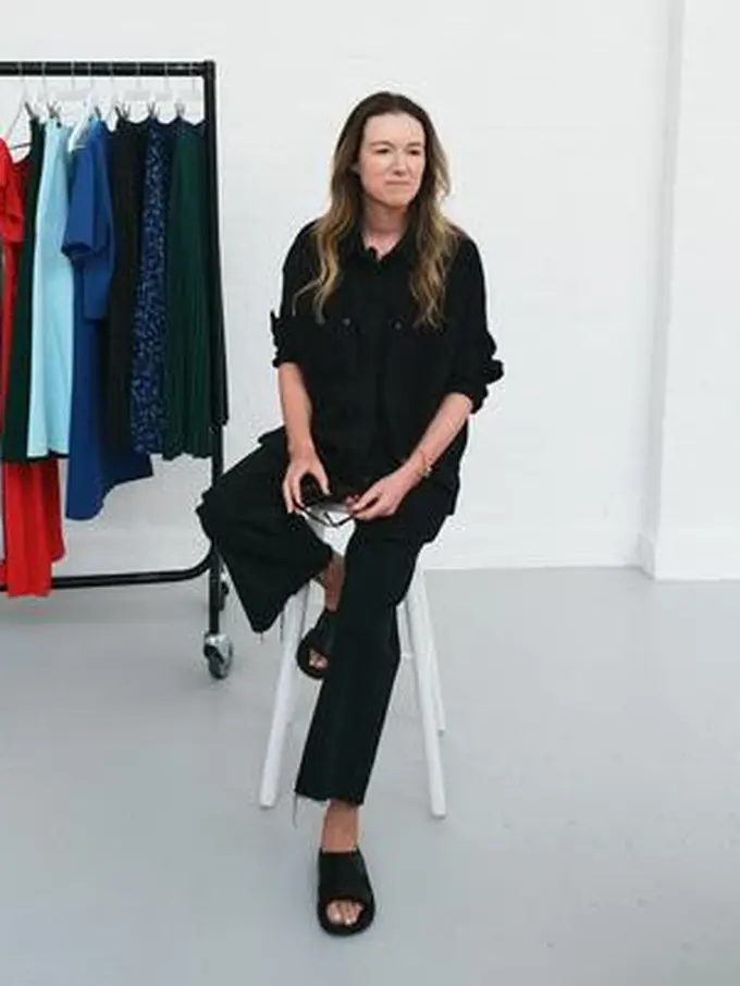 Clare Waight Keller Dedikasikan UNIQLO : C Terbaru untuk Perempuan yang Aktif Beraktivitas agar Tetap Fashionable
