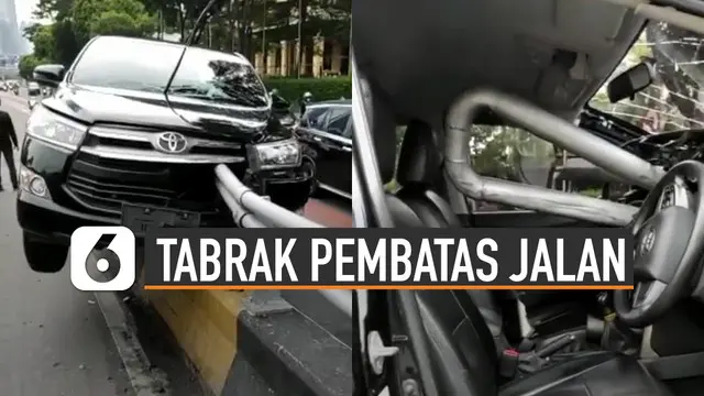 VIDEO: Viral Mobil Tabrak Pembatas Jalan Hingga Tembus Ke Dalam