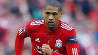 Bek Liverpool Keluar dari Rumah Sakit