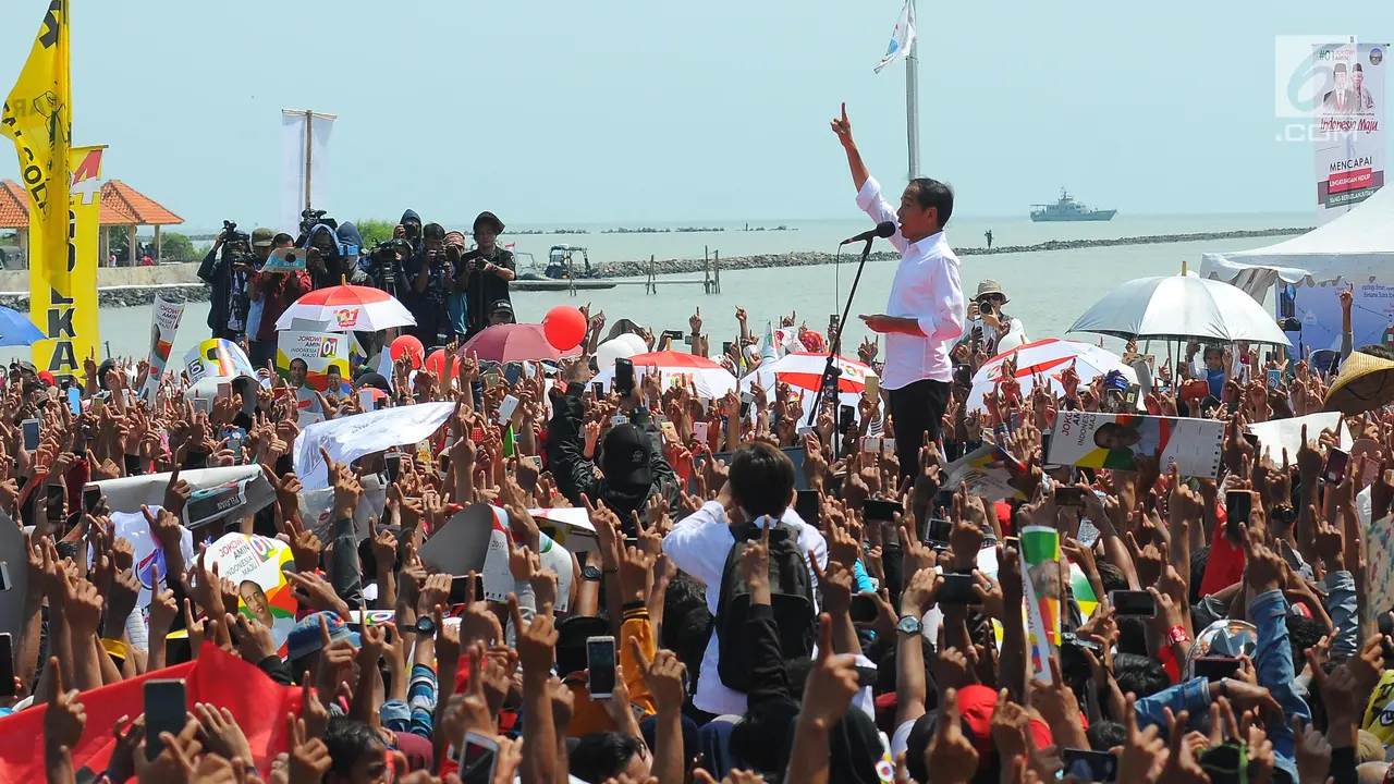 Kampanye Terbuka, Jokowi Sapa Pendukungnya di Cirebon