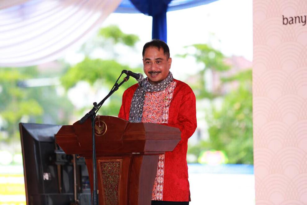 Menteri Pariwisata Arief Yahya menargetkan Banyuwangi bisa menjadi tujuan wisata dunia, terutama dengan Kawah Ijen. (Liputan6.com/Dian Kurniawan)