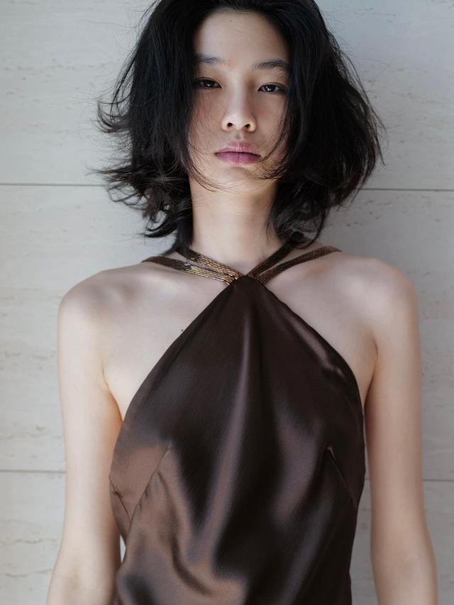 Jung Ho Yeon. (Instagram/ hoooooyeony)