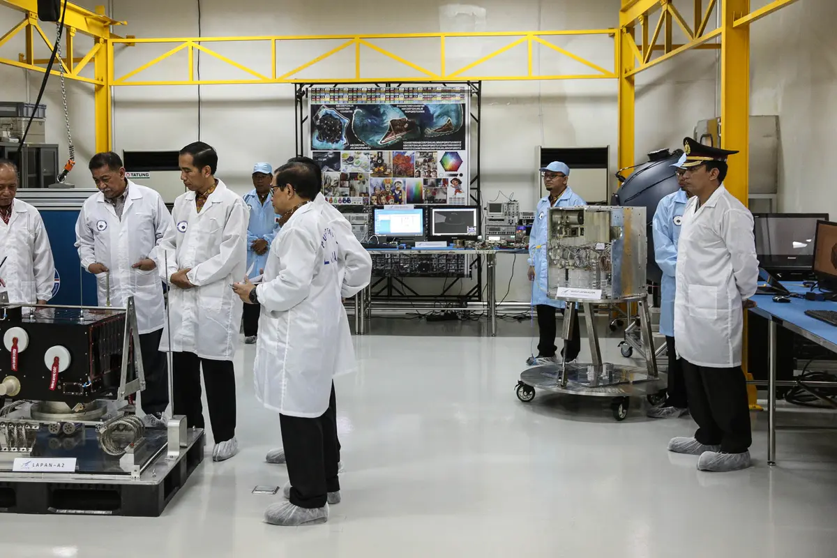 20150903-Jokowi Resmikan Peluncuran Satelit Buatan LAPAN-Bogor