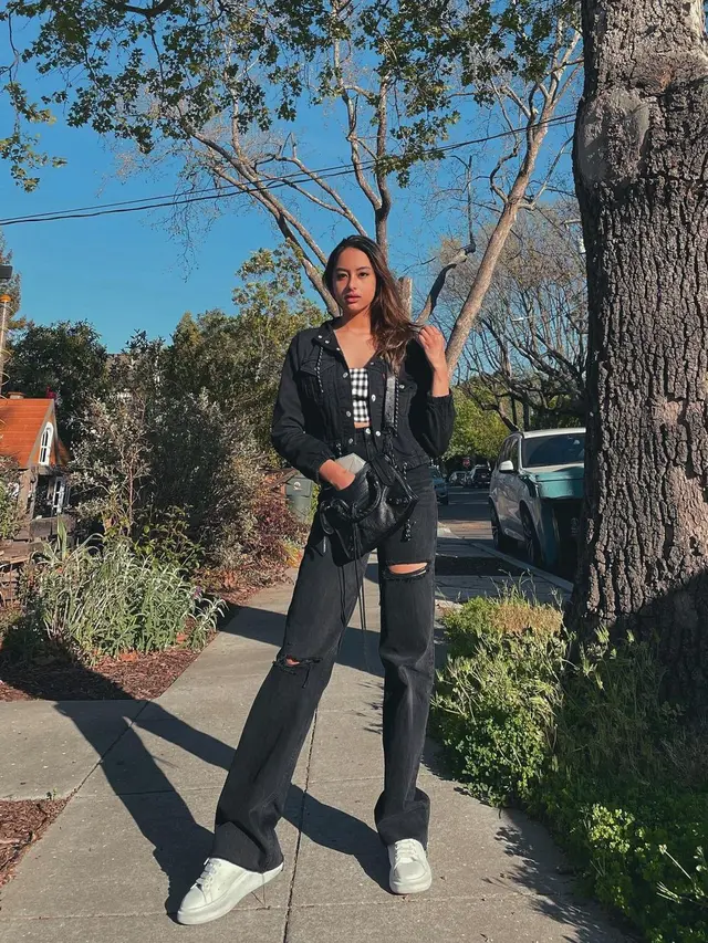 Amanda Khairunnisa, adik Maudy Ayunda