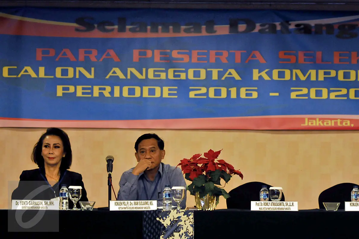 20160310-81 Calon Anggota Kompolnas Ikuti Tes Tertulis-Jakarta