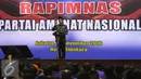 Presiden Joko Widodo saat berpidato di acara Rapimnas PAN di Jakarta, Minggu (13/11). Rapimnas tersebut beragendakan persiapan menghadapi Pilkada serentak 2017 dan perkembangan situasi politik di Indonesia. (Liputan6.com/Herman Zakharia)