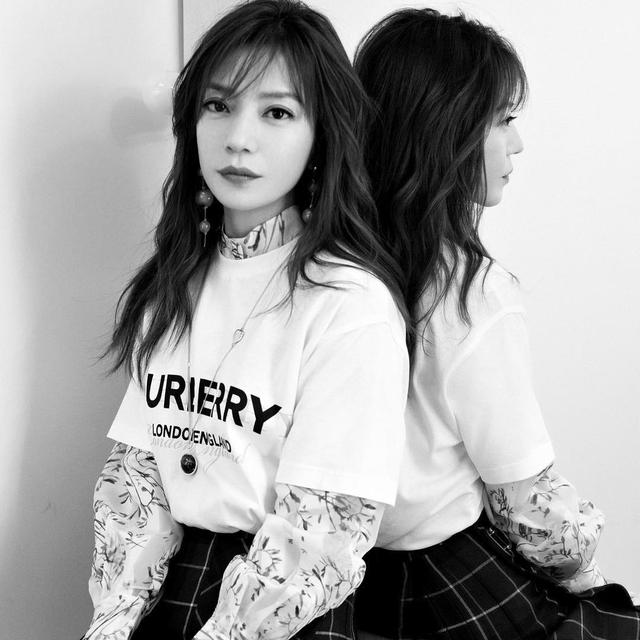 Zhao Wei memerankan Putri Huan Zhu