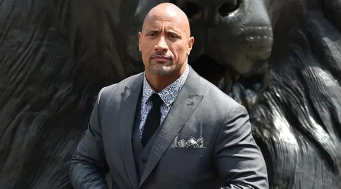 Simak bagaimana aktor Dwayne Johnson melakukan ritual perawatan kulitnya agar terlihat tetap awet muda. 