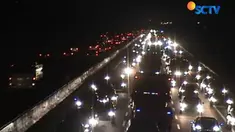 Kepadatan kendaraan terjadi akibat pertemuan dua arus kendaraan dari ruas Tol Cipali serta ruas Tol Purbaleunyi.