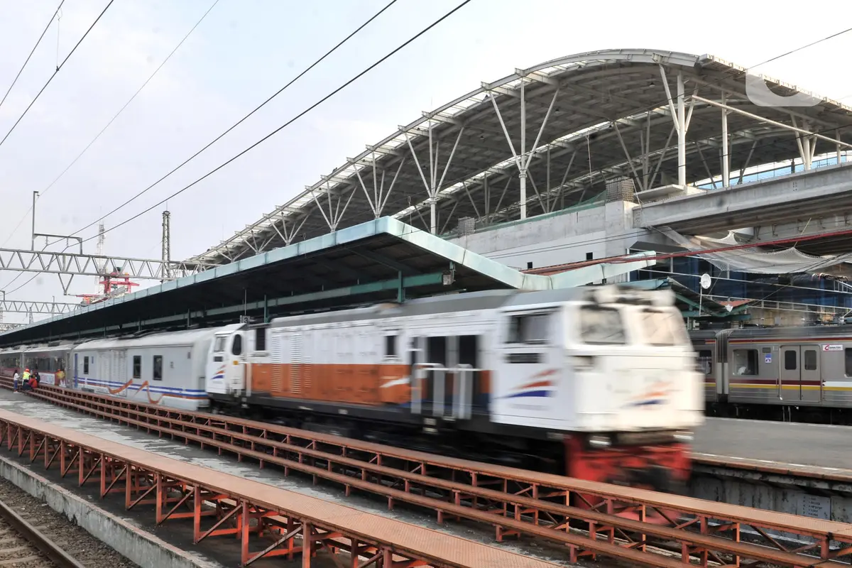 Rencana Pemindahan Pelayanan Kereta Api Jarak Jauh