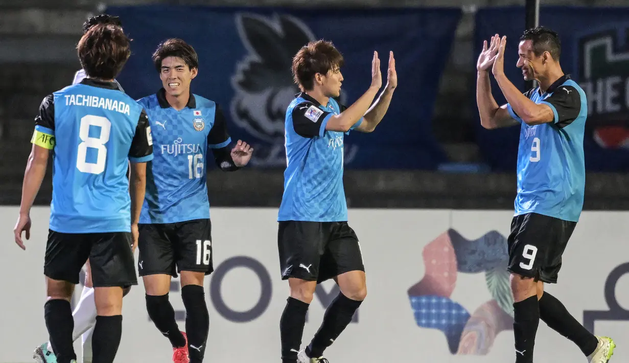Sang tuan rumah, Kawasaki Frontale hingga pekan ke-24 ada di tangga ke-14 klasemen dengan 28 poin, hanya empat angka saja di atas zona merah degradasi. (AFP/Richard A. Brooks)