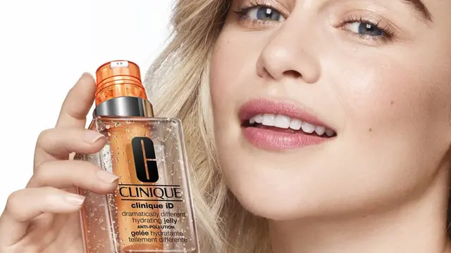 CLINIQUE dan Emilia