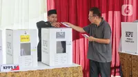 Warga Negara Indonesia juga akan memilih Anggota Dewan Perwakilan Daerah (DPD), anggota Anggota Dewan Perwakilan Rakyat (DPR) baik tingkat nasional, provinsi maupun kabupaten atau kota untuk periode 2024-2029. (Liputan6.com/Angga Yuniar)