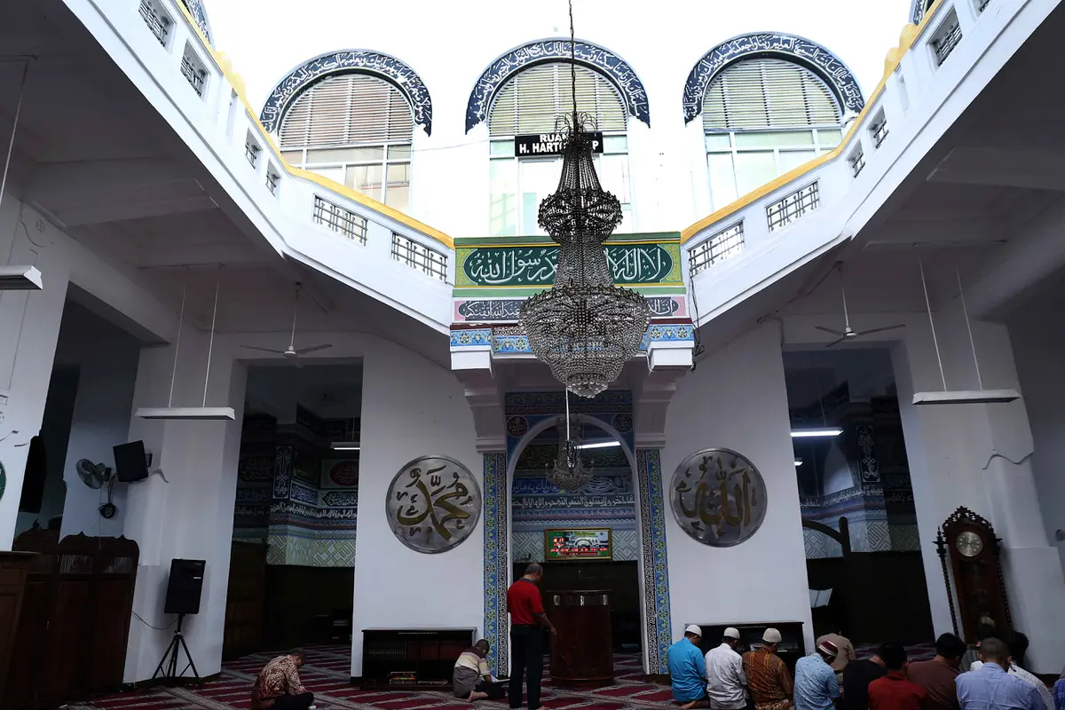 [Bintang] Masjid Cut Meutia