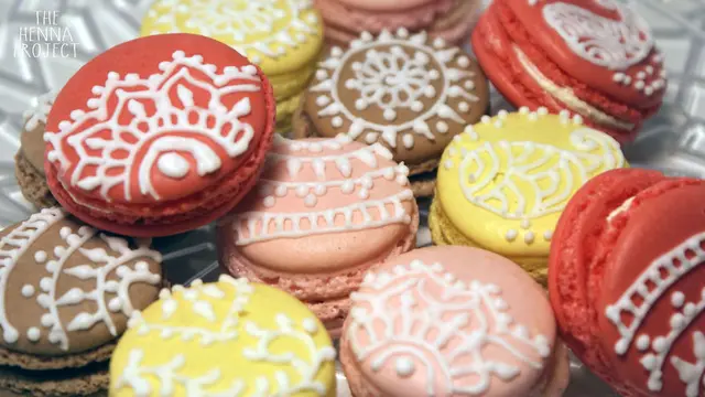 Seniman Ini Buat Pola Henna di Atas Macaron, 6 Hasilnya Super Keren