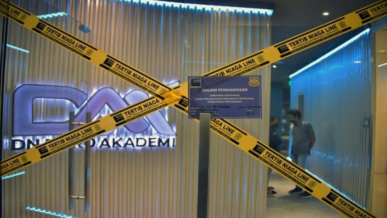Bappebti dan Ditjen PKTN menindak tegas terhadap usaha penjualan expert advisor/robot trading tak berizin pada Jumat, (28/1/2022). (Foto: Kemendag)