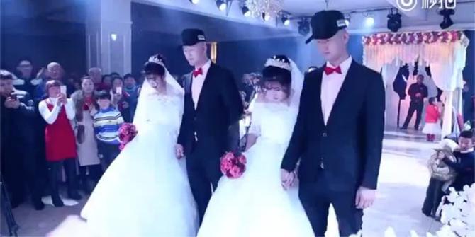 VIDEO: Dua Pasang Kembar Identik Menikah, Tamu Kebingungan