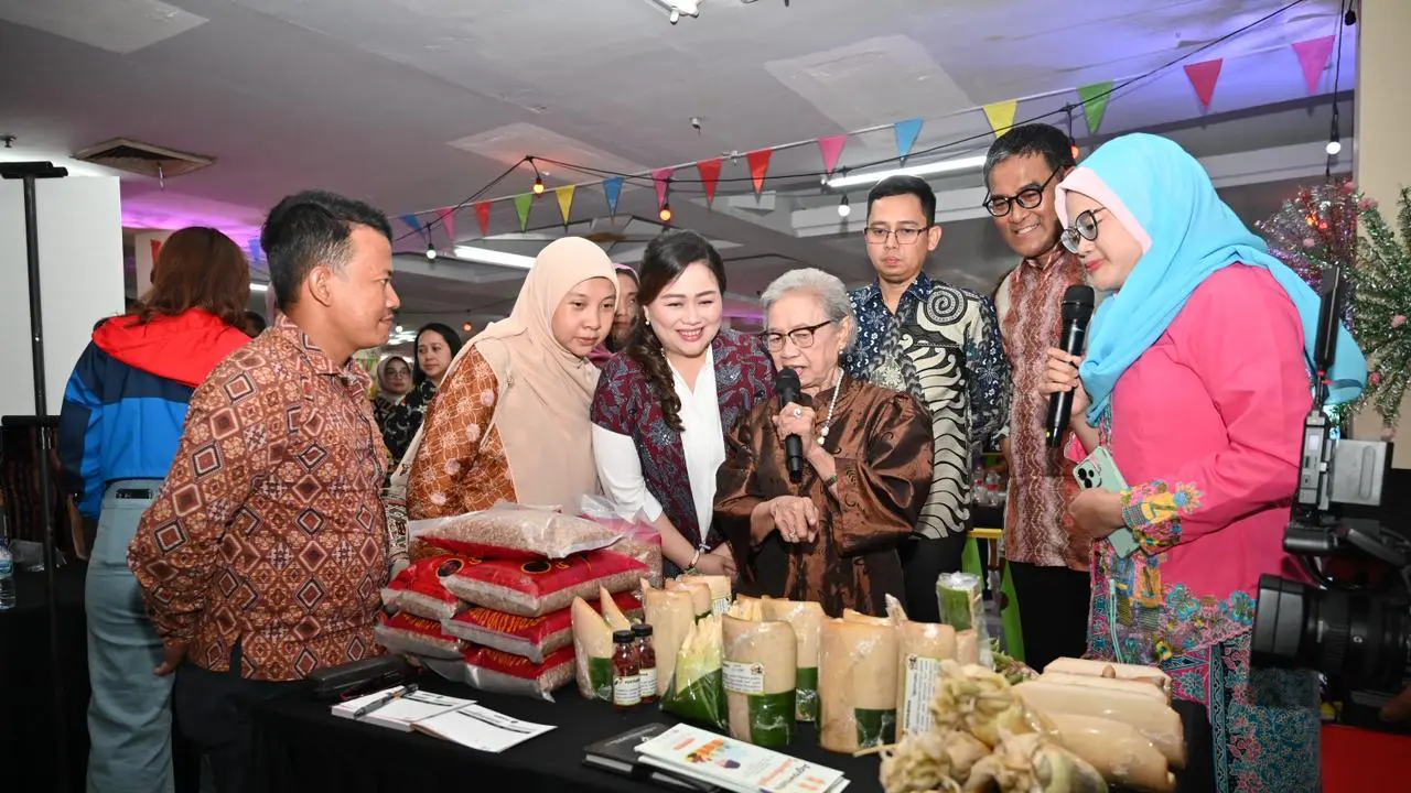35 UMKM binaan PT Pertamina (Persero) membuka gerai produk unggulan dalam Pertamina Small Medium Enterprise Expo (SMEXPO). (Foto: Pertamina)