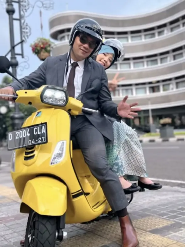 Romantisme Ridwan Kamil Ajak Putrinya Zara Berkeliling Naik Motor Setelah Lulus SMA , credit: @ridwankamil