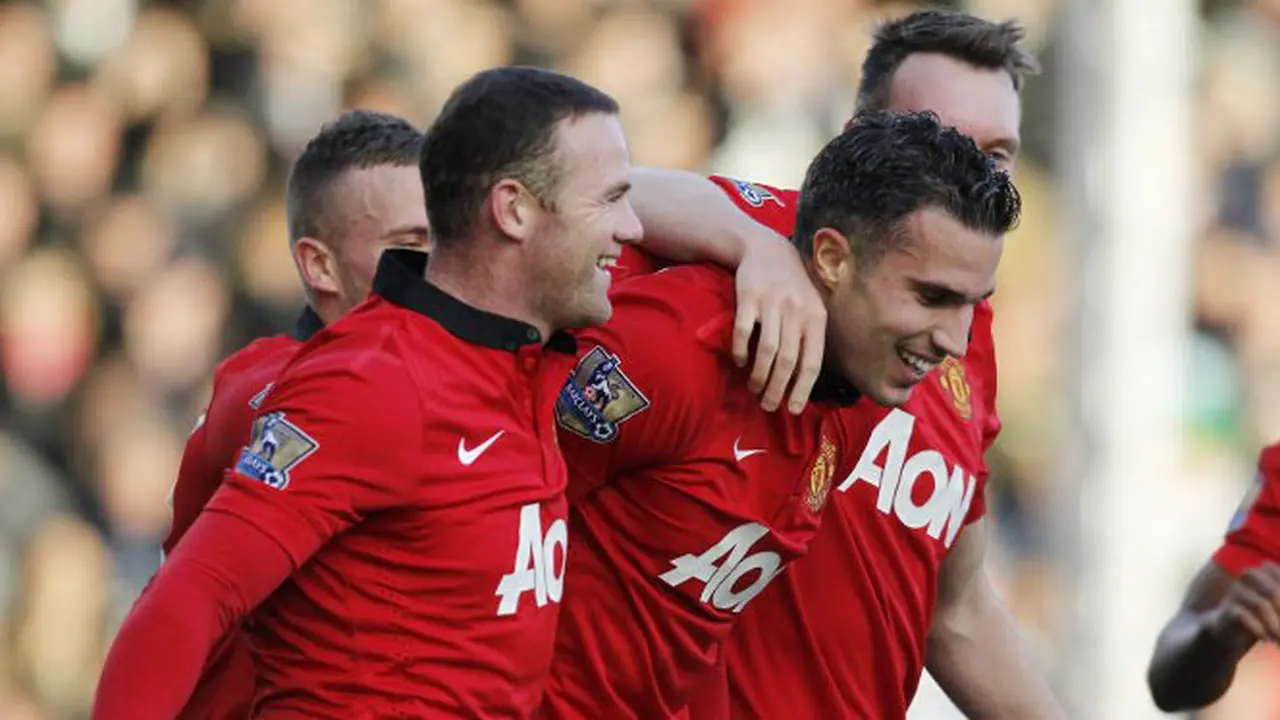 rooney-van-persie-140117c.jpg