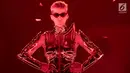 Penyanyi Katy Perry saat membawakan lagu pada konsernya bertajuk Witness: The Tour di ICE BSD, Tangerang Selatan, Sabtu (14/4). Katy sapa penggemarnya dengan lagu pembuka "Witness". (Liputan6.com/Faizal Fanani)