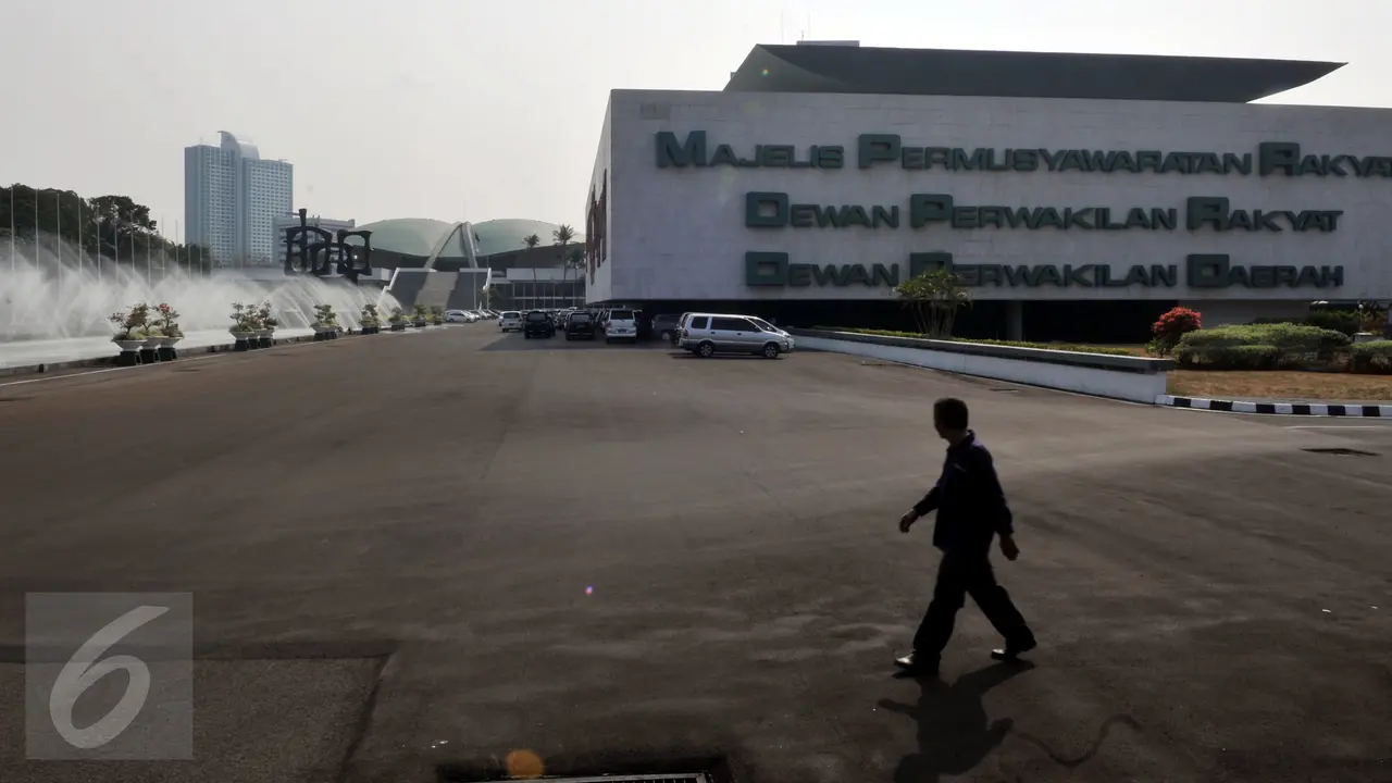 20151105- Gedung Nusantara DPR RI-Jakarta- Johan Tallo