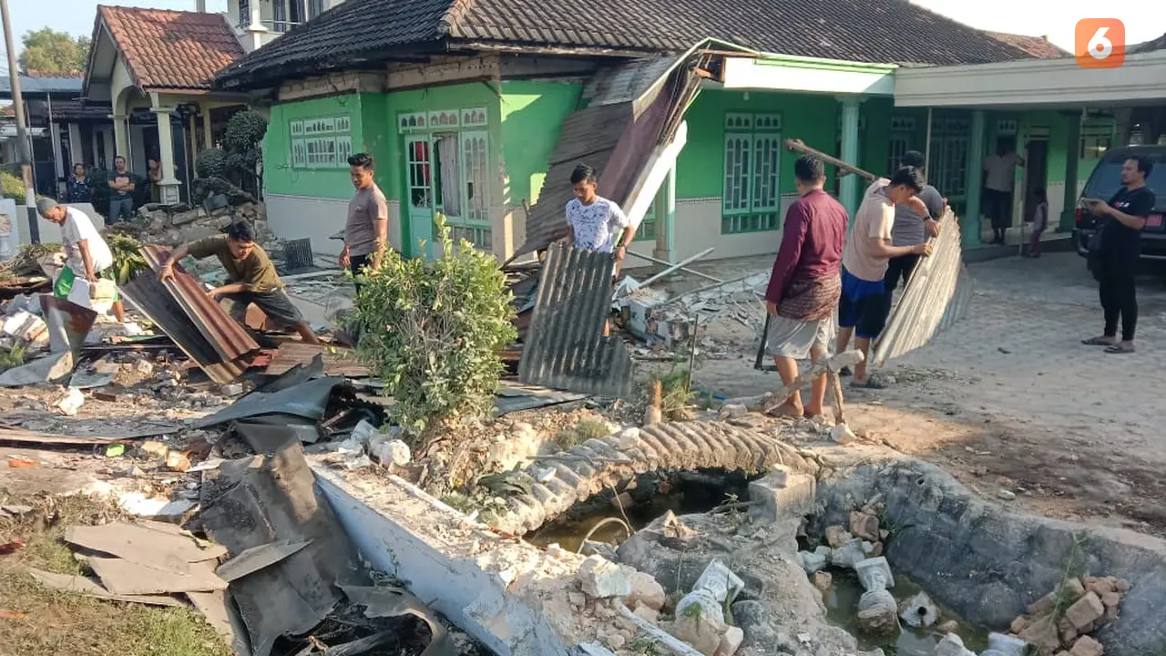 Rumah Rusak