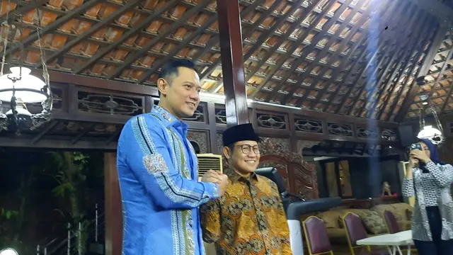 Ketua Umum Partai Kebangkitan Bangsa (PKB) Muhaimin Iskandar menemui Ketua Umum Partai Demokrat Agus Harimurti Yudhoyono (AHY) di Puri Cikeas Bogor Jawa Barat, Rabu (3/5/2023). (Foto: Lizsa Egaham/Liputan6.com)