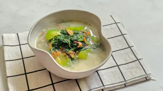 Resep bobor bayam labu siam. (dok. Cookpad @endahomemade)